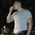 Danas uživa u luksuzu, a nekad je brao višnje i nosio cigle na 40 stepeni! Teški počeci Slobe Radanovića