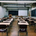 Škole u Srbiji mogu ostati bez nastavnika matematike, fizike i srpskog jezika