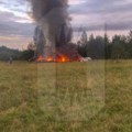 Deo aviona koji se srušio u Rusiji pronađen 3,5 km od mesta nesreće