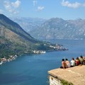Crnogorci u problemu uoči turističke sezone