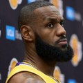 Lebron Džejms ostaje u Lejkersima