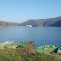 Jezero u Srbiji za koje kažu da guta živote! Pod vodom jeziva tajna: Od sablasnog oblika se ledi krv u žilama