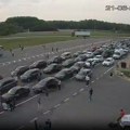 Putnička vozila čekaju sat vremena na izlazu iz Srbije na Horgošu