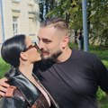 (Video) "Voli te muž najviše na svim svetovima" Darko Lazić se javno obratio ženi, imaju povod za slavlje, sve objavio na…