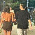 (Paparaco) Jelisaveta Orašanin i Pavle Mensur prvi put uhvaćeni u Crnoj Gori Par uslikan u javnosti nakon drame: Ovako se…