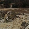 Nevreme u Ivanjici: Grad uništio malinjake, voda odnela puteve