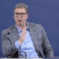 Vučić: Prosečna plata u Srbiji do kraja godine 825 evra, zaposlenim u prosveti kumulativno povećanje plata od 16 odsto