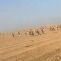 Masa ljudi beži preko poljana pred naletom hamasa: Dramatičan snimak iz Izraela (video)