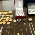 Незапамћена крађа у Крагујевцу: Мушкарац провалио у кућу и украо накит вредан 500.000 евра ФОТО