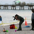 Užas na Floridi: Deca kopala rupu na plaži, pesak se urušio i ubio devojčicu