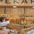 „Мајсторе за бурек, јави се“: Власник пекаре нуди плату од 160.000 динара, али нико неће да ради за те паре