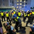 Među uhapšenima zbog nereda u Velikoj Britaniji i dečak od 11 godina