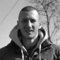 Ivan (33) preminuo u bolnici nakon 8 dana borbe za život: Motociklista podlegao teškim povredama koje je zadobio u…
