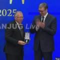 Vučić uručio vidovdanska odlikovanja: Među dobitnicima Leskovčanin Veroljub Trajković, Vranjanci i Nišlije