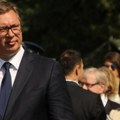 Sutra sam sa narodom na Banjici: Vučić ponovo u mirnoj šetnji sa građanima protiv blokada