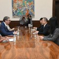 Predsednik Srbije razgovarao s ambasadorom Kine