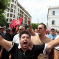 Građani ušli u kompleks Tuniske hemijske grupe zahtevajući njegovo zatvaranje