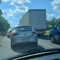 U saobraćajnoj nezgodi kod Kraljeva 5 povređenih, među njima majka sa bebom