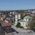 Viši sud u Čačku presudio: Čačanin pretio komšijama u zgradi i dobio četiri meseca zatvora