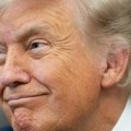 CNN analizira: Kako populisti i na desnici i na levici koriste taktike iz političkog priručnika Donalda Trampa