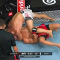 Uživo UFC Beograd: Denis sa albanskom zastavom izašao, cela Arena mu zviždi
