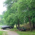 Deo Kameničkog parka zatvoren za posetioce zbog klizišta