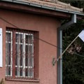 „Политика“: Албанац купио куц́у у којој су биле канцеларије странке Оливера Ивановиц́а