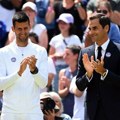 Federer: Đoković zna kako