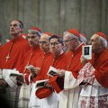 Objavljen jelovnik kardinala: Evo koja jela su im strogo zabranjena dok biraju papu