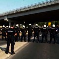 Počela blokada naplatne rampe na auto-putu u Pakovraću kod Čačka
