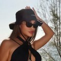 Bivša snajka Ivice Dačića u crnom bikiniju! Jedan detalj sve ostavio bez daha! (foto)