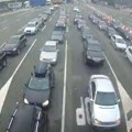 Putnička vozila na Batrovcima čekaju dva sata