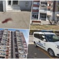 Prve slike s mesta užasne nesreće u Novom Sadu: Devojka pala kroz prozor na dostavljača, na betonu tragovi krvi, on ima…