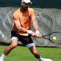 Novak Đoković pokazao da je spreman za Vimbldon, posle velike borbe pobedio 24. tenisera na planeti