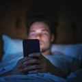 Tajna radne memorije: Zašto vaš Android i iOS telefon usporava dok spavate?