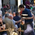 "Ćevapi nisu luksuzno jelo jer koštaju 25 evra": Nemac koji 18 godina dolazi na Balkan zgrožen cenama