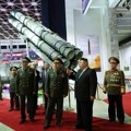 Kim u "prijateljskom razgovoru" pokazao oružje ruskom ministru odbrane! Šojgu se "divio" nuklearnim raketama i dronovima