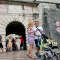 Cene svetske, a turističke usluge crnogorske