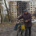 Rusija i Ukrajina: Poslednji stanovnici Avdejevke, grada razrušenog u ruskim napadima