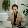 Izjava dana: „Osnovna potreba muškarca je da žena ne misli da on njoj čita misli“