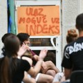 Studenti i građani blokiraju polaganje ispita na Visokoj poslovnoj školi u Novom Sadu