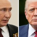 Ušakov: Putin i Tramp razgovarali telefonom oko sat i po vremena