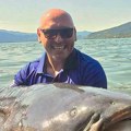 Još jedan kapitalac iz dubina Dunava: Nišlija Milan uhvatio soma od 113 kilograma! Pola sata se borio sa grdosijom, jedva ga…