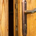 Door-to-door kampanja u Inđiji: Šta građani moraju, a šta ne moraju