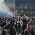 Protest u Berlinu zbog izbora predsednika pokrajinskog parlamenta iz redova AfD