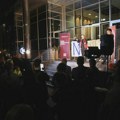 Održan još jedan protest ispred redakcije Nova.rs u Novom Beogradu