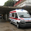Otac povređen u nesreći kod Leskovca hitno operisan, lekari mu se bore za život, devojčice u stabilnom stanju
