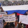 Šokantno: Ambasador Francuske i diplomatsko osoblje u Nigeru taoci u ambasadi!