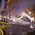 Jezive slike s mesta nesreće kod venecije: Autobus pao s nadvožnjaka i zapalio se, tela mrtvih ugljenisana (foto/video)