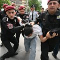 У Јерменији ухапшен 151 демонстрант: Протести против предаје територије Азербејџану